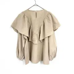 【ZARA】フリルデザインの上品トップス ベージュ Mサイズ