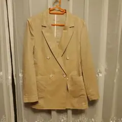 NOLLEY'Sのベージュのジャケット