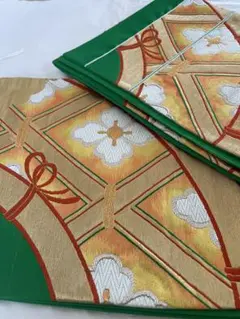 Item thumbnail for item 61a2209a-7a51-4b39-a819-1d4b03f11e02