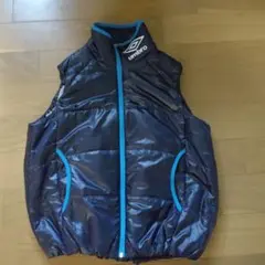 umbro(アンブロ)ベスト ネイビー Sサイズ