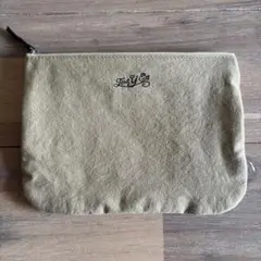 新品⭐️TOUT Y EST ベージュ ポーチ