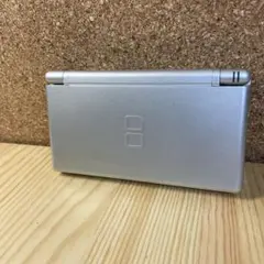 ニンテンドー DS Lite 本体 グロスシルバー