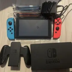 Nintendo Switch 本体と周辺機器