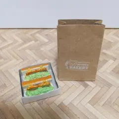 Item thumbnail for item 234e6b18-dc20-47c2-8eee-0ac63abe0f00