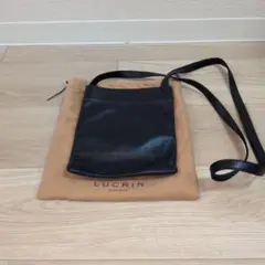 LUCRINGENEVAオンザゴークロスボディバッグネイビースムースレザースイス