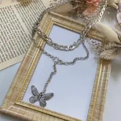 【新品・未使用】蝶ネックレス シルバー 2連ネックレス 韓国 オルチャン