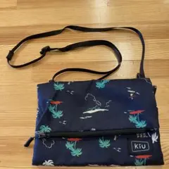 ショルダーバッグ　KiU