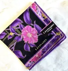 LEONARD レオナール 美しく豪華で華やかな花々　ハンカチ