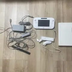 【動作確認済み】Wii U 本体 コントローラー セット　ソフト5本付き