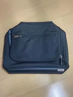 tumi トラベルポーチ 中古