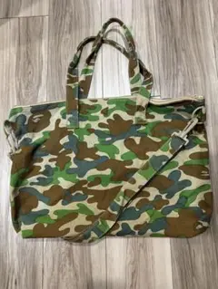 APE 迷彩柄　トートショルダーバック