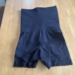 黒のウエストシェイパー　ヴィアージュ　最終お値下げ