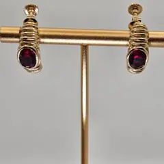 Item thumbnail for item 1950f0e8-4fba-4c4d-978c-663f2228b0a5