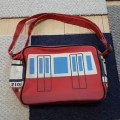 KEIKYU 電車デザイン ショルダーバッグ 2100　京急　赤