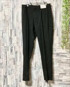 新品タグ付き★【UNIQLO】ユニクロ イージーケアスリムフィットパンツ