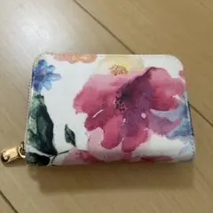 二つ折り財布