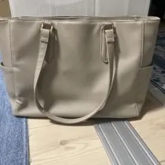 最終値下ベージュ 合成皮革 トートバッグ