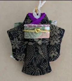482　小さな着物　ミニチュア着物　　　　　ストラップ
