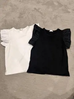 フリル袖ホワイト・ブラックTシャツ2枚セット