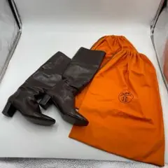 Item thumbnail for item 48ada8d3-8e80-4861-8357-d56caa6e4193