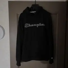 championの黒パーカー