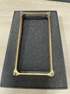 ギルドデザイン　ソリッドバンパー　ゴールド　iPhone12/12pro