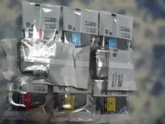 Item thumbnail for item cafd13f8-2aa3-4a0d-ae77-893bf022bc48