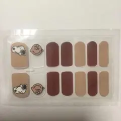 ジェルネイルシールスヌーピー