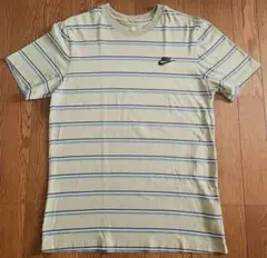 NIKE ボーダーTシャツ