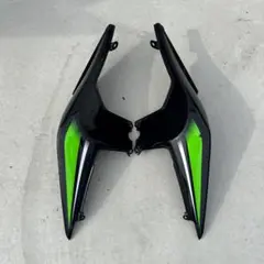Ninja250r リアカウル 左右