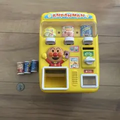 アンパンマン　おもちゃ　自動販売機