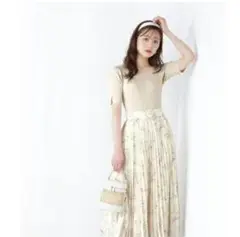 新品未使用✨プロポーションボディドレッシング✨フラワープリーツワンピース✨
