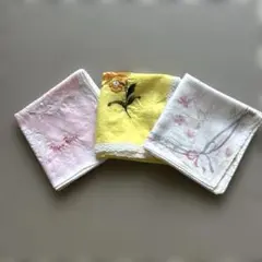 Nina Ricci 刺繍ハンカチ　ピエールバルマン　等　3枚セット