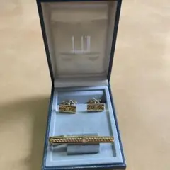 dunhill ゴールド カフリンクスとタイバーセット
