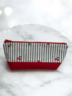 ハンドメイド　ペンケース　さくらんぼ