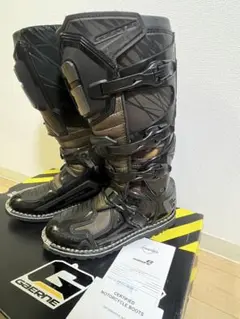 ガエルネ　ファストバック　27センチ 試着無料】ガエルネ ファストバック ホワイト - オフロード