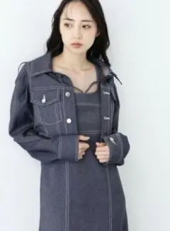 Item thumbnail for item 98e3e06a-0e4f-4bd5-b765-d1be73956a6a
