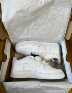 23.5新品ナイキ エアフォース1 NIKE AIR FORCE 1 LE GS
