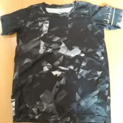 OAKLEY カモフラージュ Tシャツ