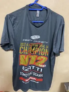 シワ多め 2022全日本トライアルチャンピオン V12記念 史上最強 Tシャツ