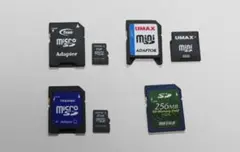 SDメモリーカード４個、容量256MB～2GB 各種