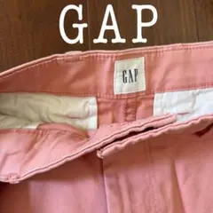 GAP サーモンピンク ショートパンツ