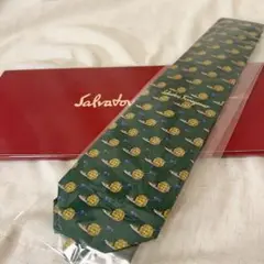 Ferragamo｜フェラガモ グリーンシルクネクタイ