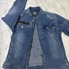 Item thumbnail for item a93f4d3c-15b6-4294-a423-4da13deedc65