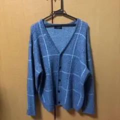青いチェック柄カーディガン