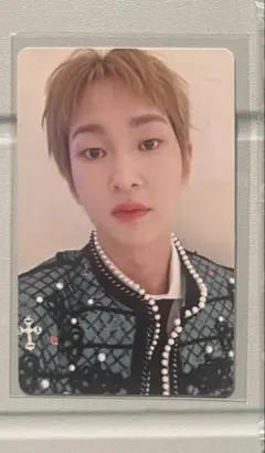 SHINee Poet | Artist オニュ kpopmerch