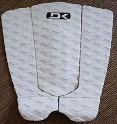 新品　サーフィン　デッキパッド　ダカイン