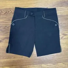 adidas ストライプ ショートパンツ 黒