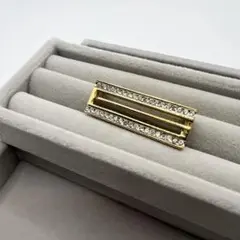 【美品】givenchy ストーン付き ブローチ