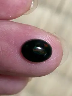 ブラックオパール黒色と緑色と赤色お盆休み限定価格